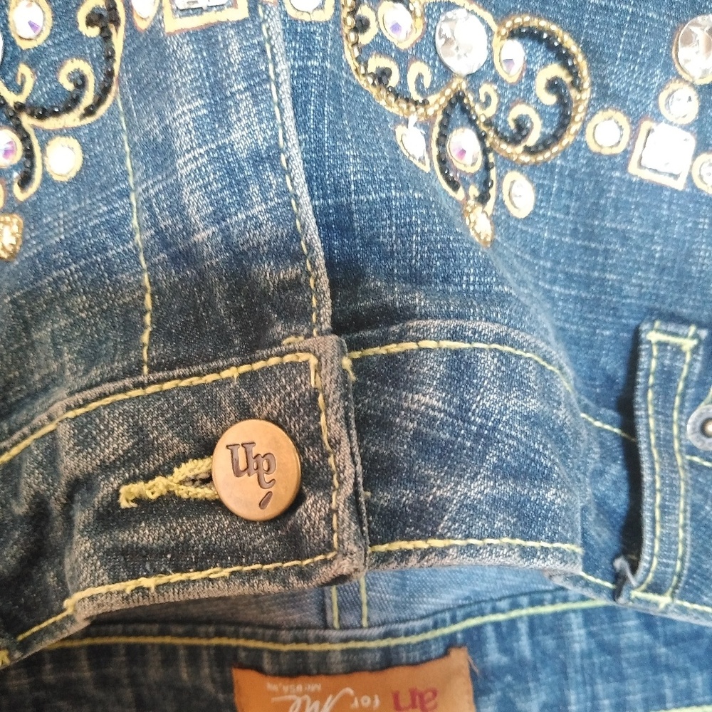 Jeans - Picture 2 of 8
